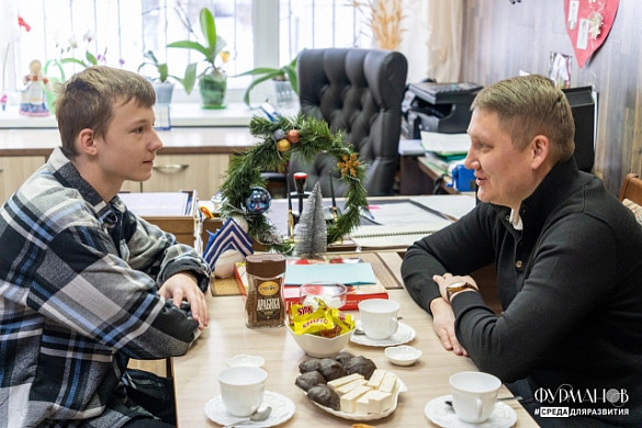 Мальчик из детского дома мечтал о куртке с брендом Фурмановского района